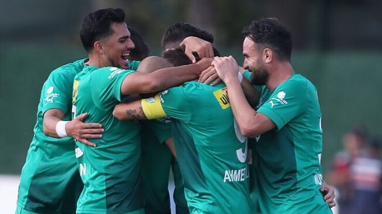 Bursaspor Ergene Velimeşespor’uda 3-0 Yenerek üçte üç yaptı