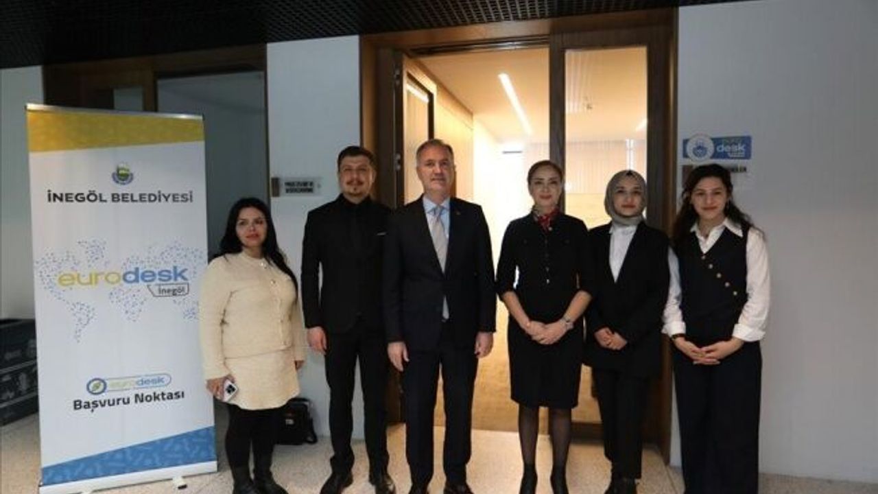 İnegöl Belediyesi Gençlere Fırsatlar Sunuyor