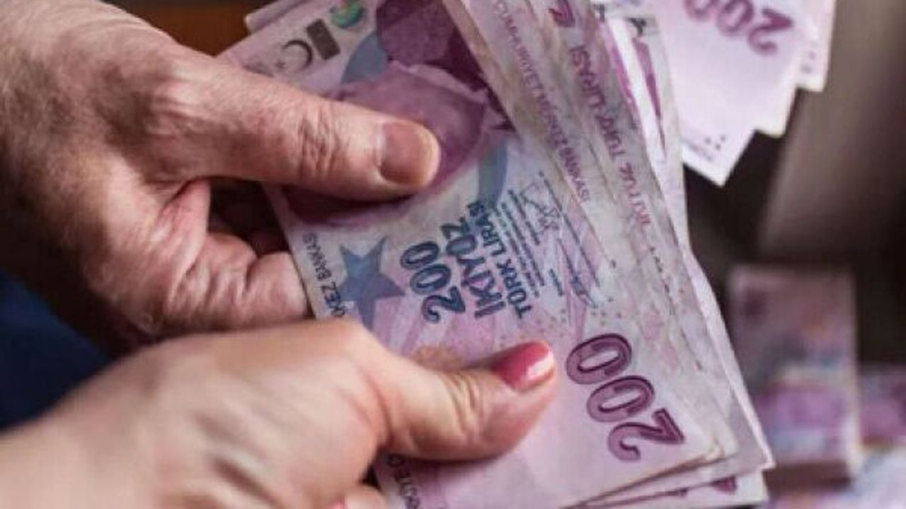 Emeklilerin gözü bayram ikramiyesinde