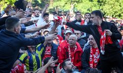 Milli maçta Bursa tek yürek oldu