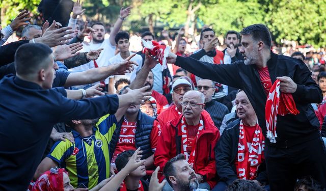 Milli maçta Bursa tek yürek oldu