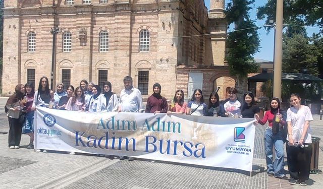 YILDIRIMLI GENÇLER TARİHİ YERİNDE KEŞFEDİYOR