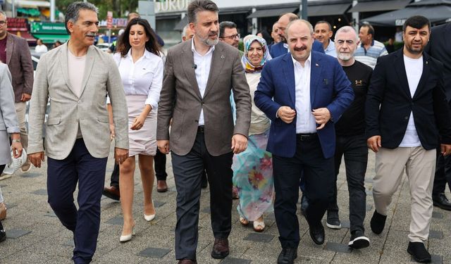 Gemlik'te aşureler Biba ve Varank'tan