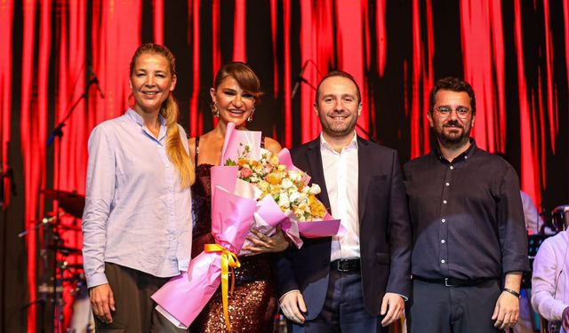Açıkhava’da Derya Bedavacı rüzgarı