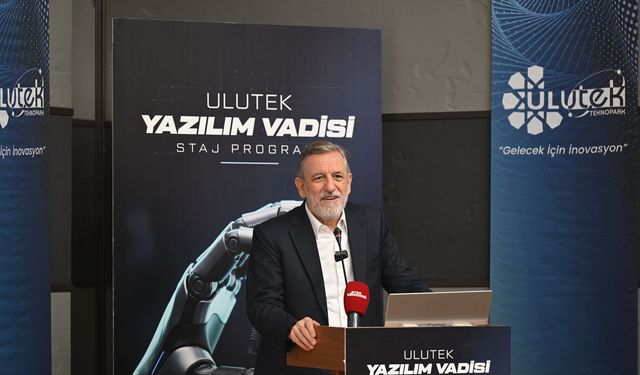 BTSO Yönetim Kurulu Başkanı İbrahim Burkay:  “Yeni Ekonomiyi Yazılımı Kullananlar Değil, Geliştirenler Şekillendirecek”