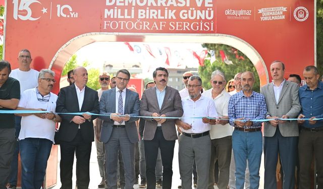 YILDIRIM'DA 15 TEMMUZ RUHU FOTOĞRAF SERGİSİYLE YAŞATILIYOR