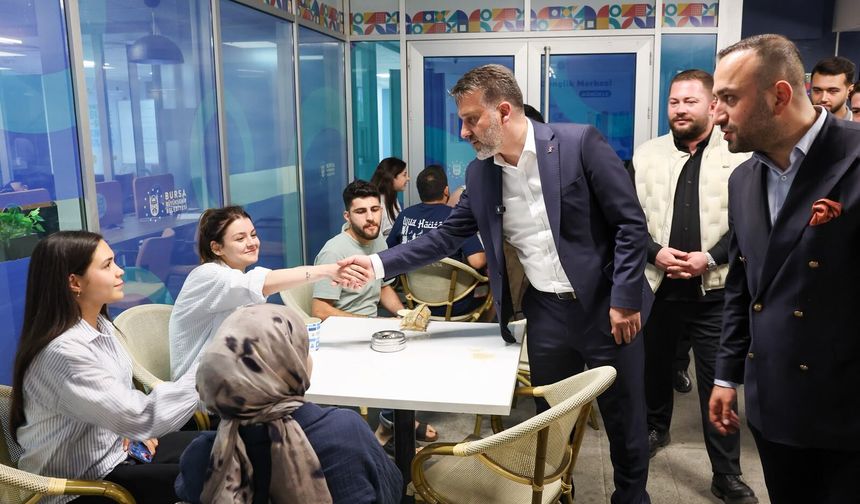 Başkan Vekili Biba öğrencilerle bir araya geldi