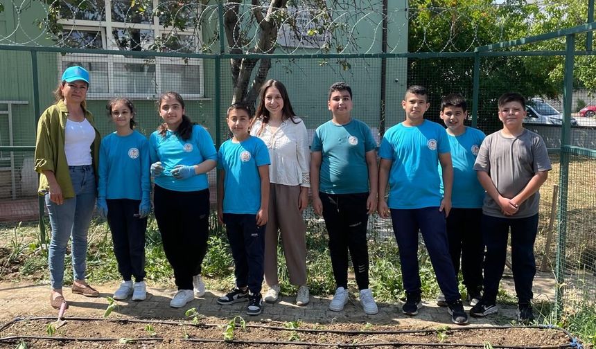 Öğrenciler kendi bitkilerini yetiştirecek