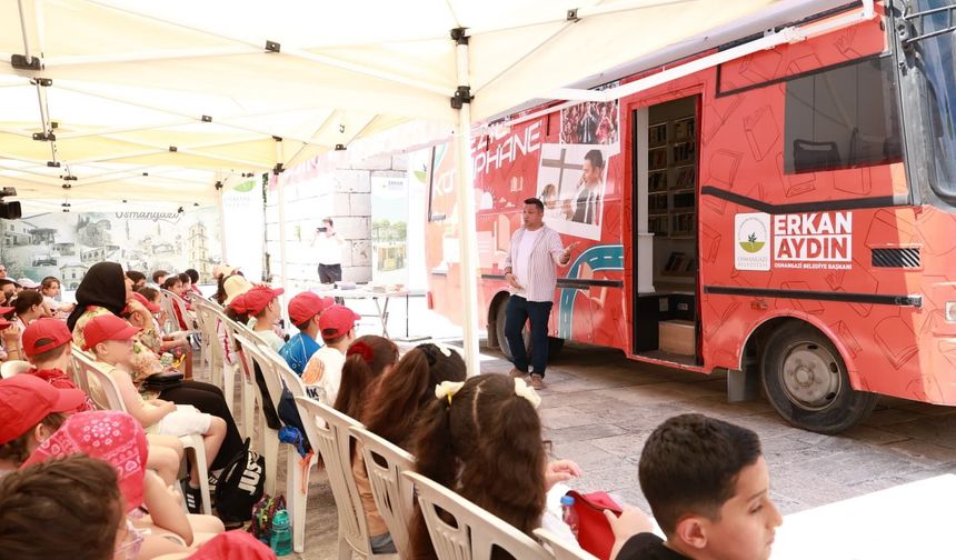 Osmangazi Belediyesi Çocuklara Kitap ve Tarih Sevgisi Aşılıyor