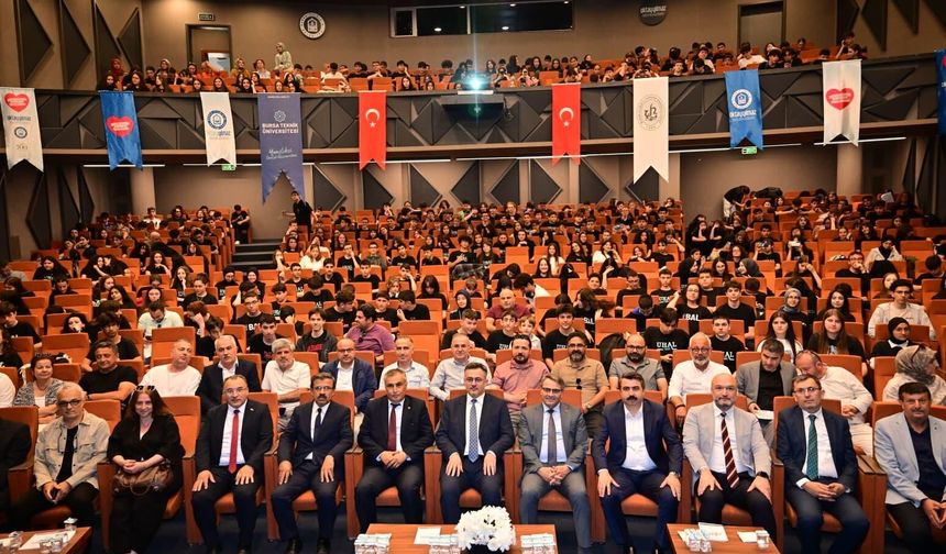 Bursa Teknik Üniversitesi ve Bursa İl Milli Eğitim Müdürlüğü iş birliğiyle düzenlenen Liselerarası Veri Olimpiyat