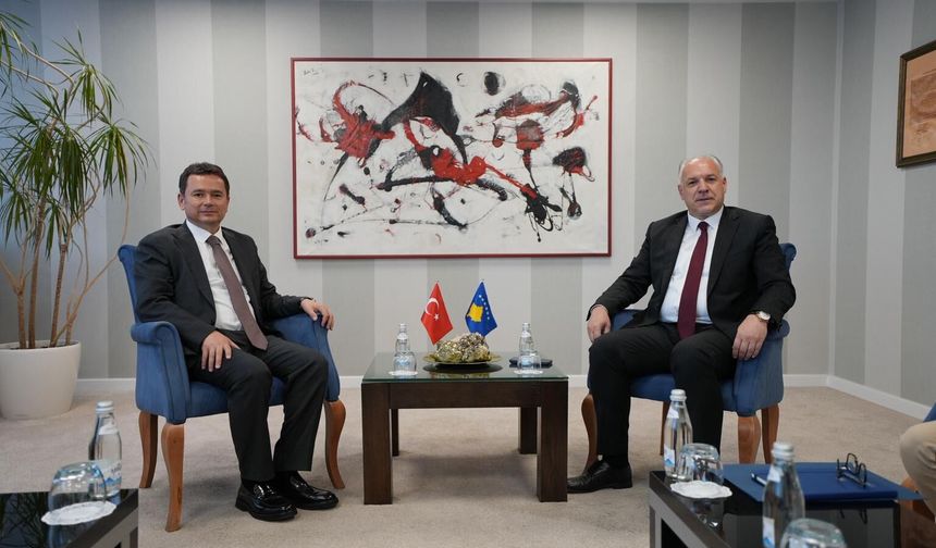 Başkan Aydın Kosova’da Önemli Temaslarda Bulundu