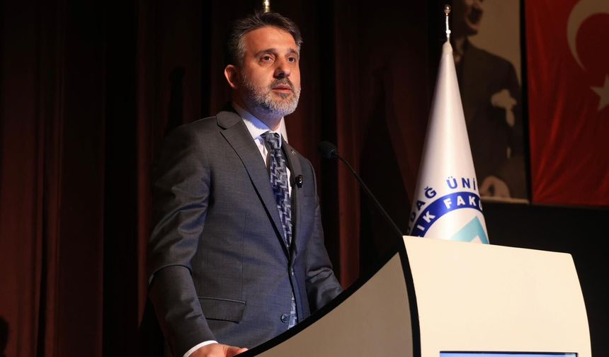 Başkan Vekili Şahin Biba’dan genç mimarlara tavsiye: “En büyük başarınız mesleğinizi vicdan ve ahlakla yapmak olacaktır”