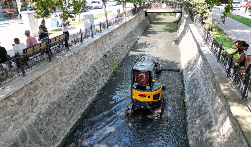 Büyükşehir'den derelerde temizlik seferberliği