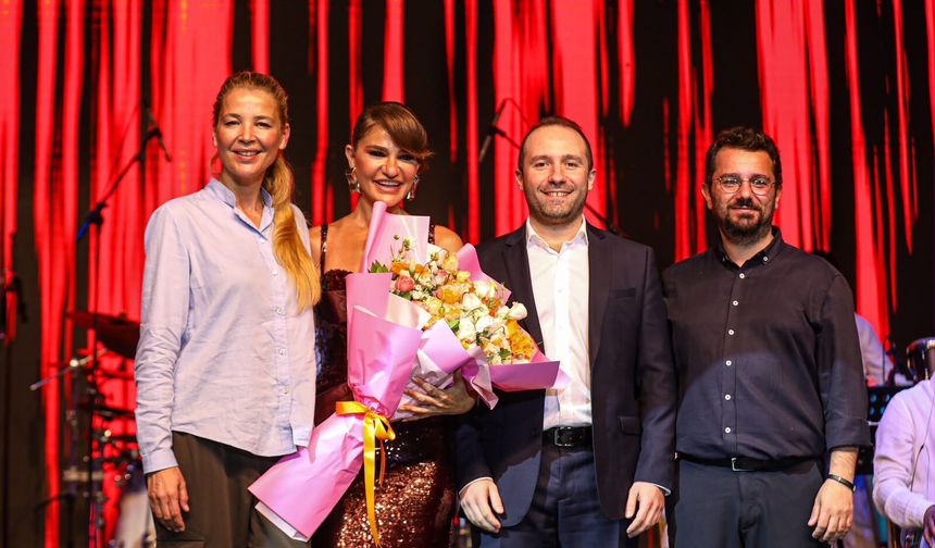 Açıkhava’da Derya Bedavacı rüzgarı