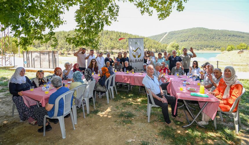 Osmangazi Belediyesi ALBAM Üyelerini Doğayla Buluşturdu