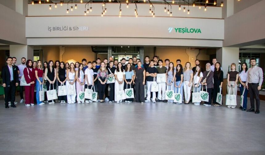 GELECEĞİN PROFESYONELLERİ 4. YEŞİLOVA ZİRVESİ'NDE BULUŞTU